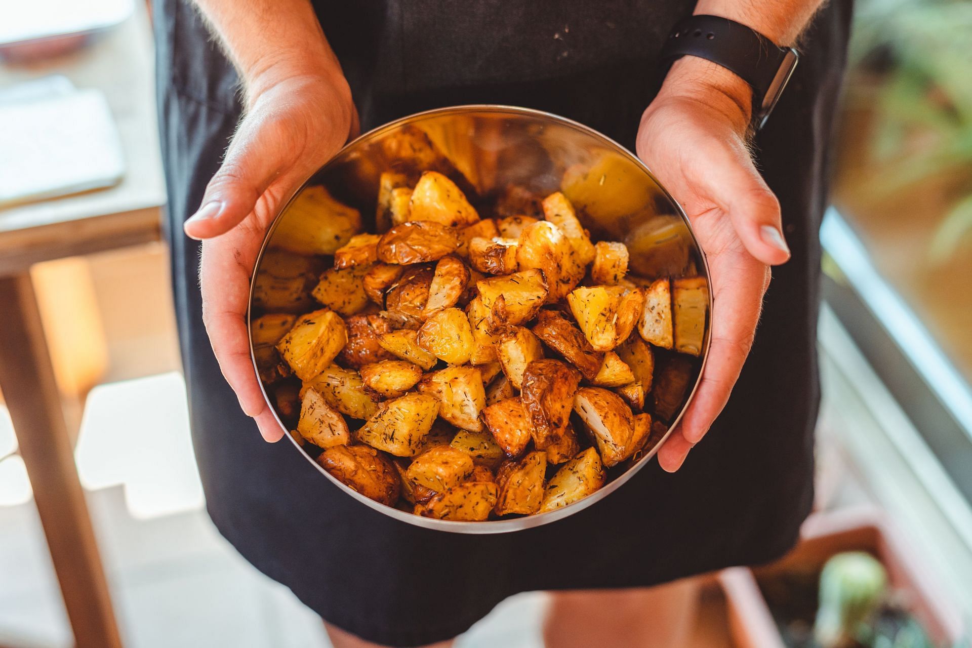 Baked Potatoes (Image via Pexels/Enric Cruz)